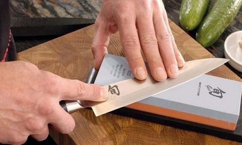 How to Sharpen a Sushi Knife With Best Practices