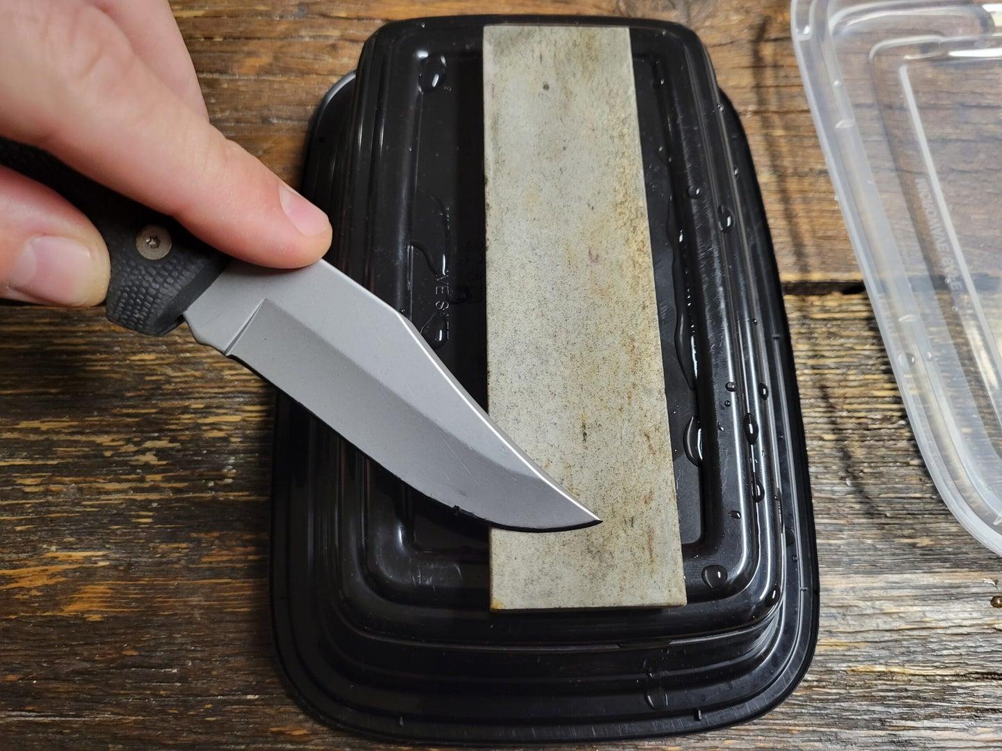 Master the Art of Knife Sharpening: Using Stones to Enhance Your Kitchen Skills
